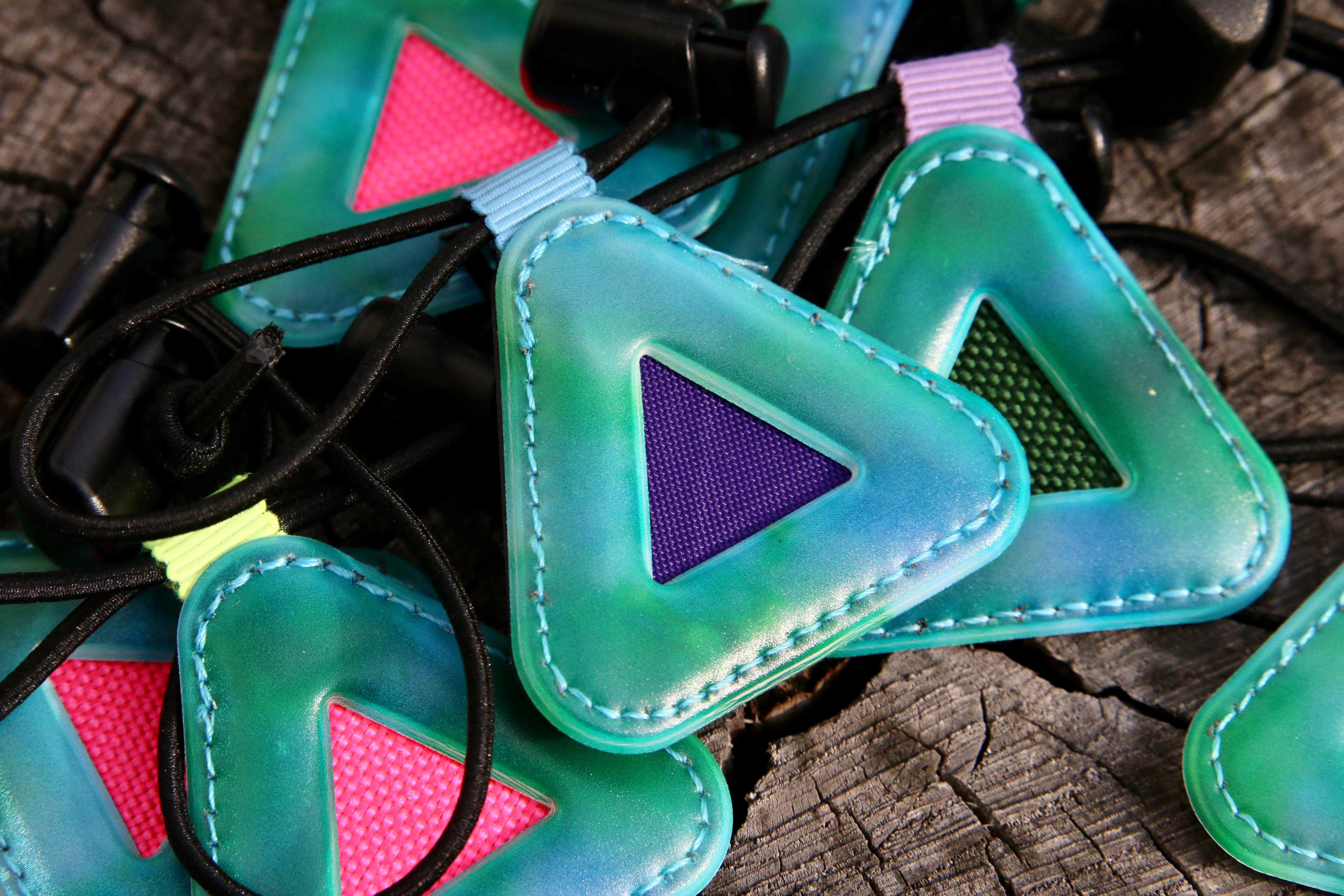 Blue Lug Mini Triangle Reflector - Image 3