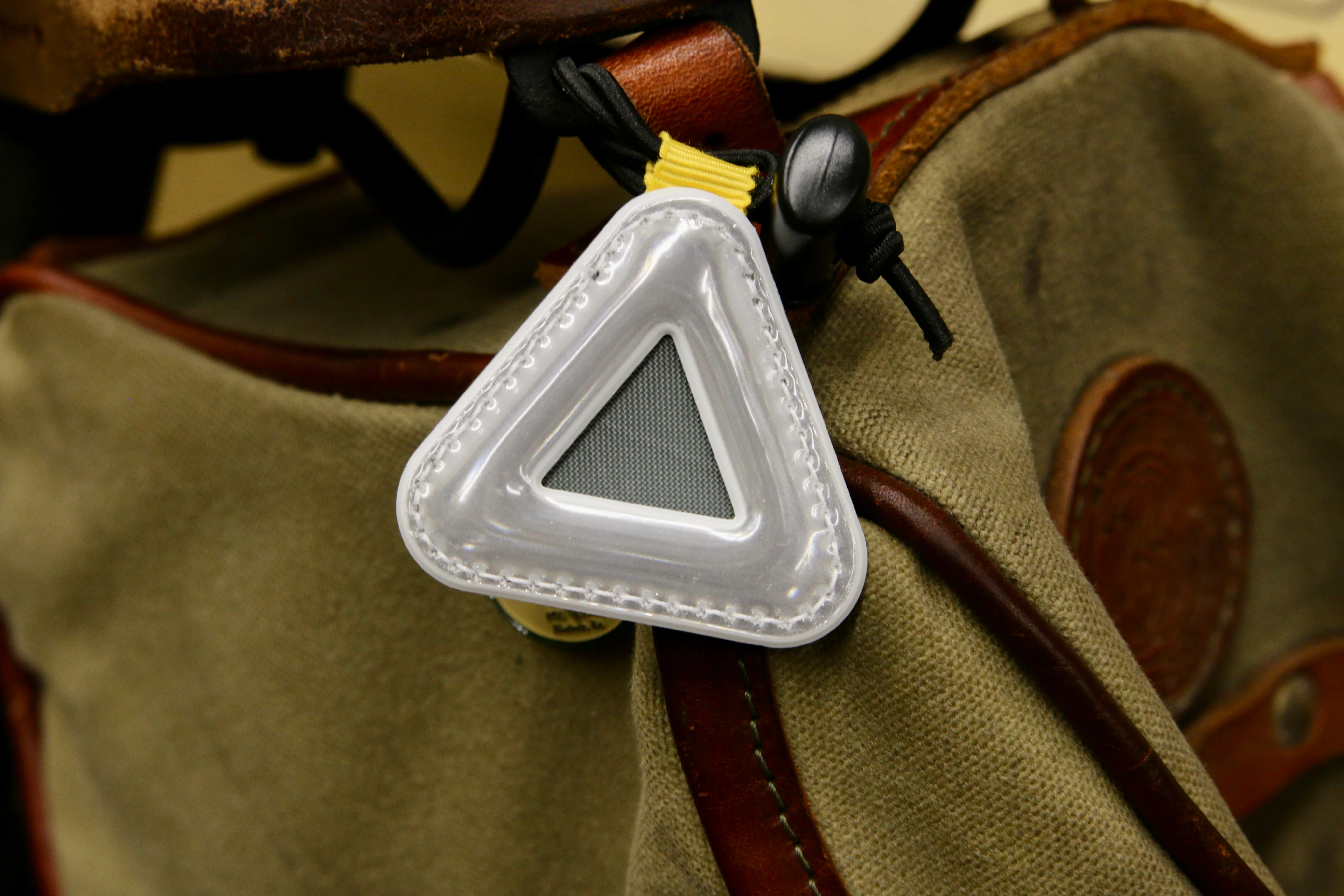 Blue Lug Mini Triangle Reflector - Image 8