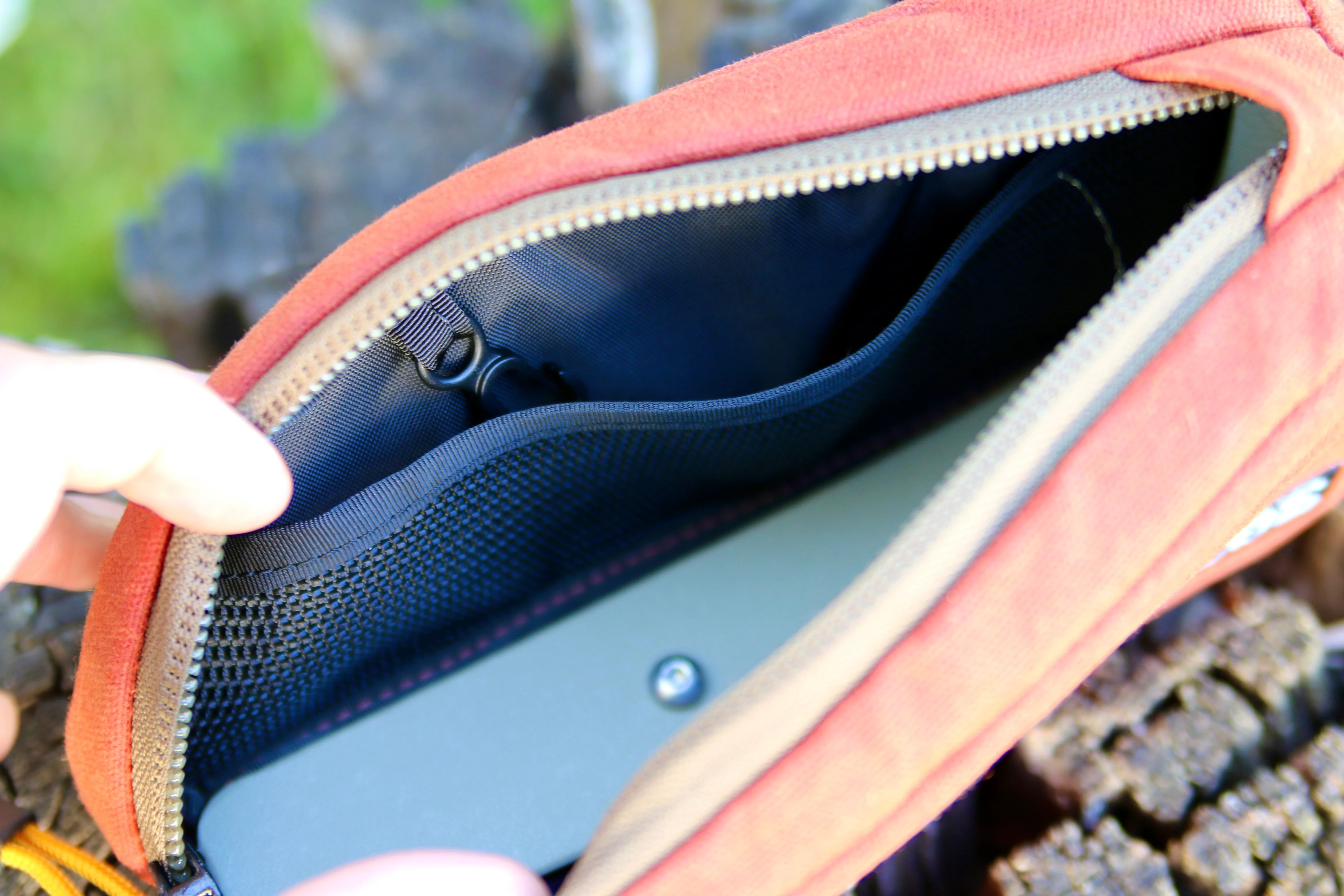 Cedaero Bar Hopper - Image 12