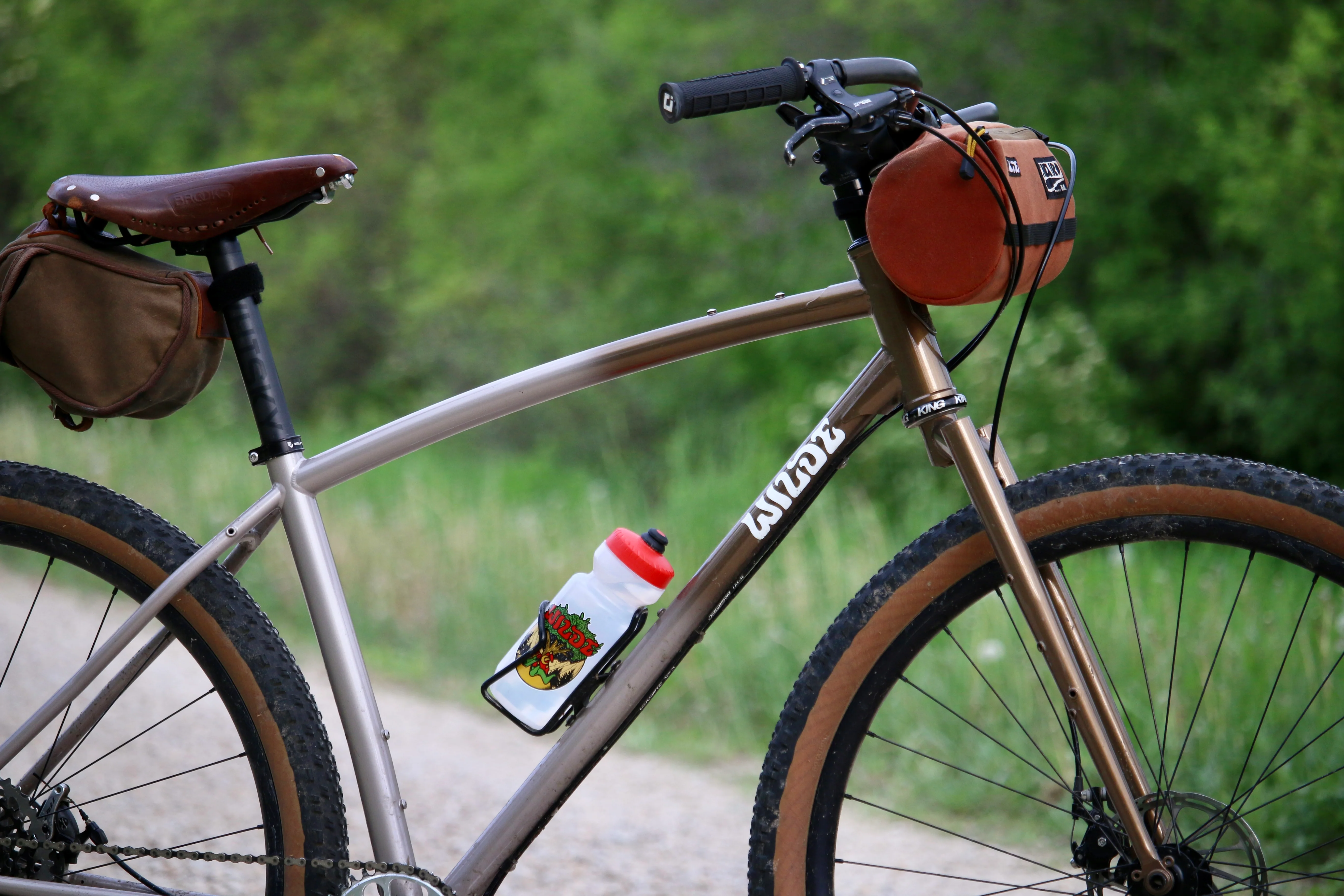 Cedaero Bar Hopper - Image 5