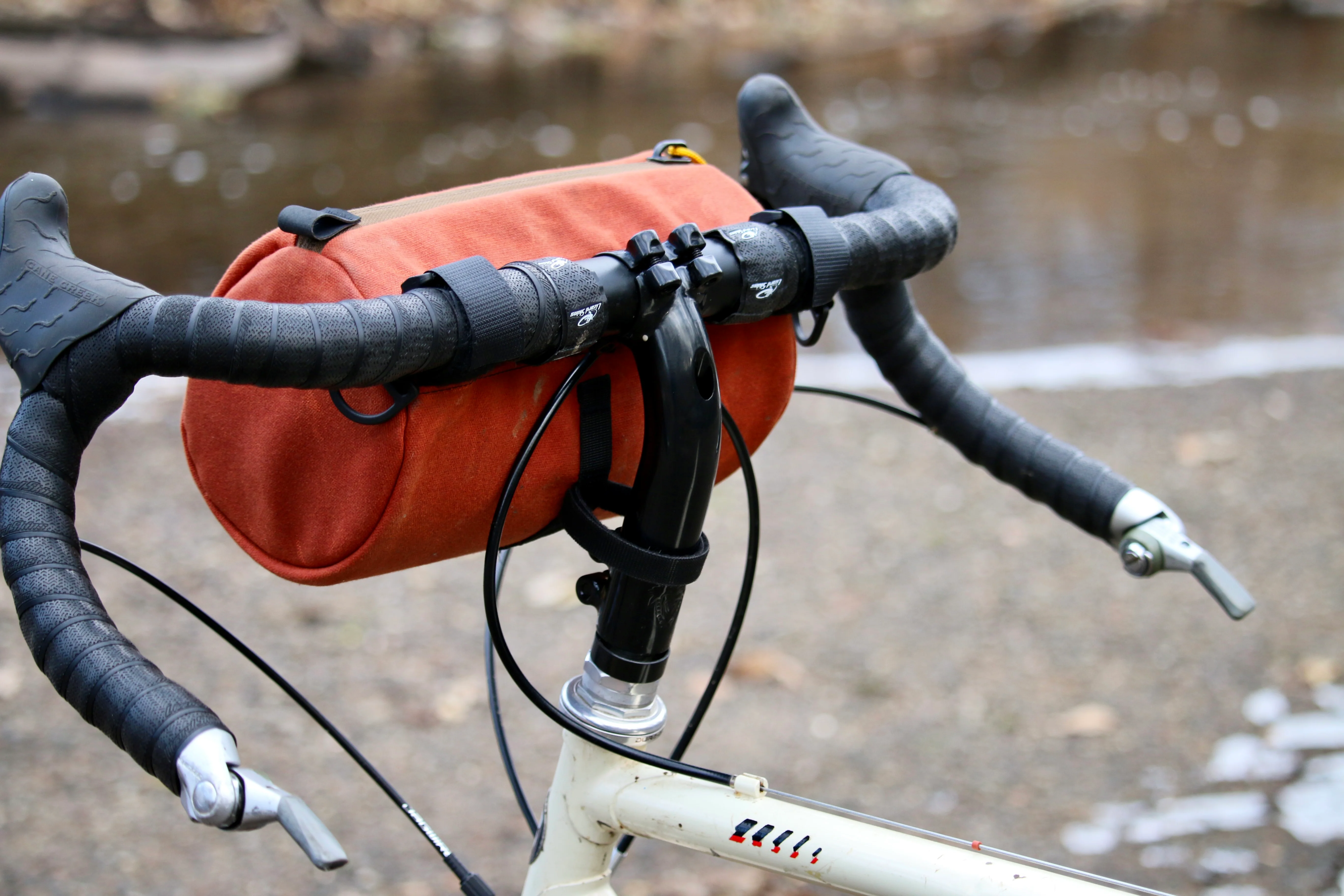 Cedaero Bar Hopper - Image 9